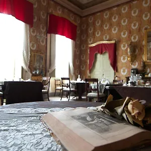 Gasthuis Residenza D'epoca Regina D'arborea